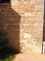 Amberieu, Eglise Saint-Cyr, Ancienne pierre romaine (5)
